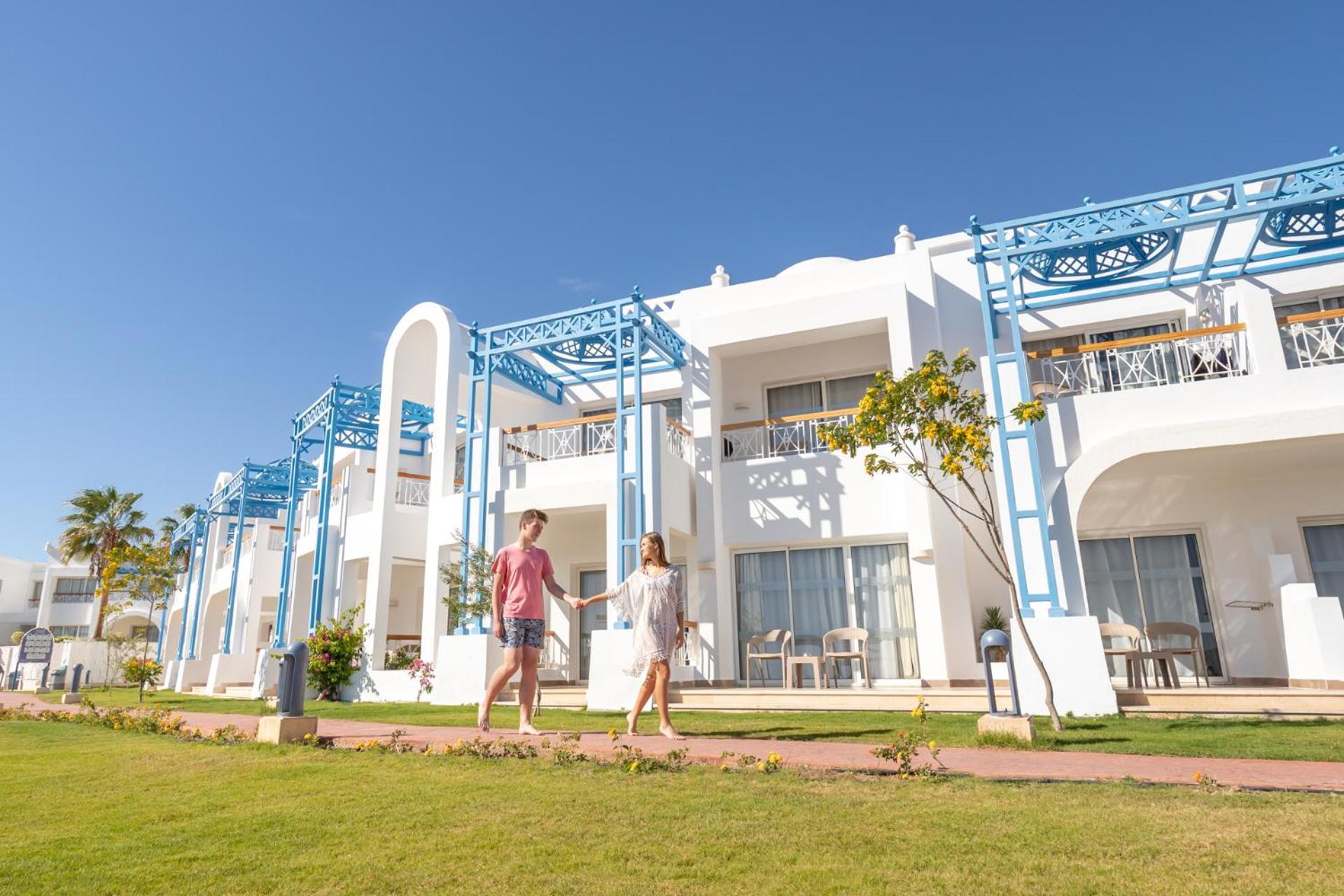 Pickalbatros Palace Sharm - "Aqua Park" Exterior foto A resort in Hurghada