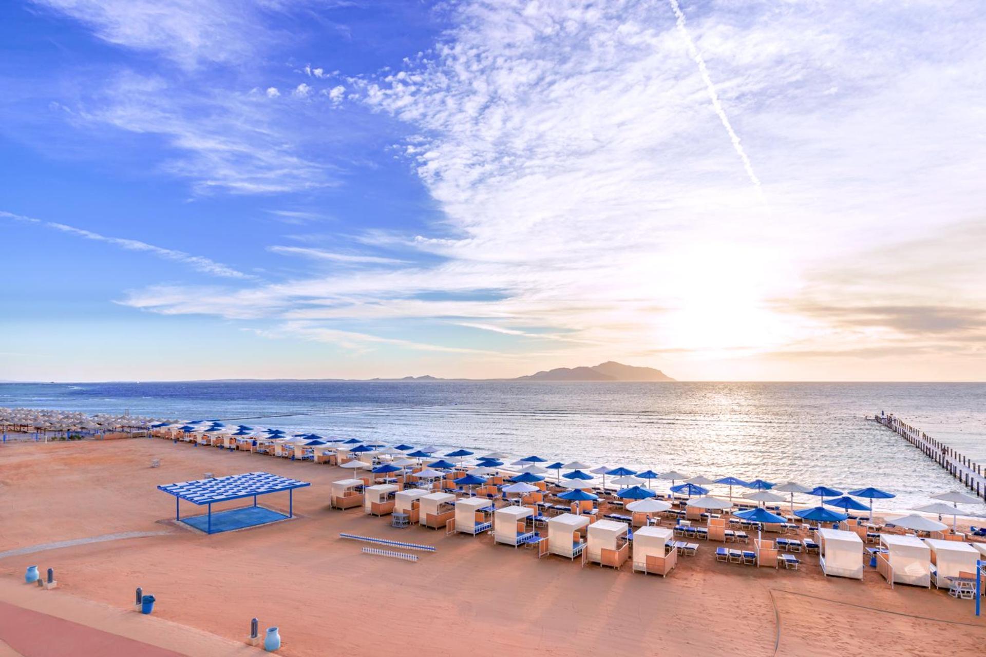 Pickalbatros Palace Sharm - "Aqua Park" Exterior foto The beach at the Hilton Sharm El Sheikh Resort
